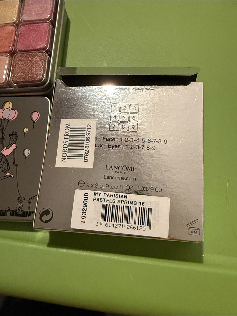 Lancôme Allover Illuminating Cubes - Picture 3 of 4